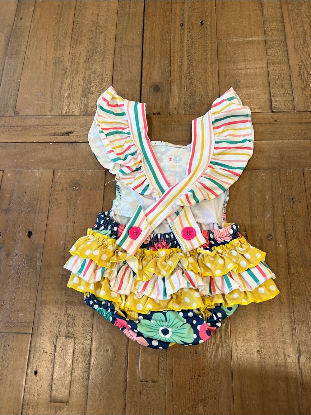 Wellie Kate vibrant striped floral ruffled bubble romper 6-9 months boutique - Picture 4 of 7